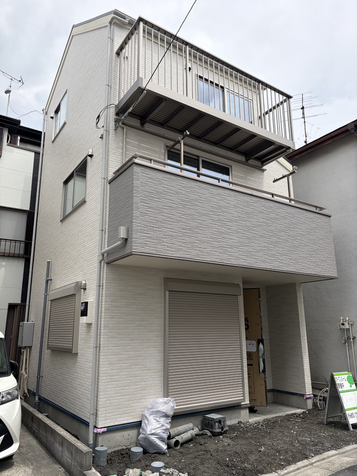 施工事例・施工中物件｜狭小地における新築住宅施工、不動産買取・販売 東京都江戸川区の「株式会社圭コーポレーション」